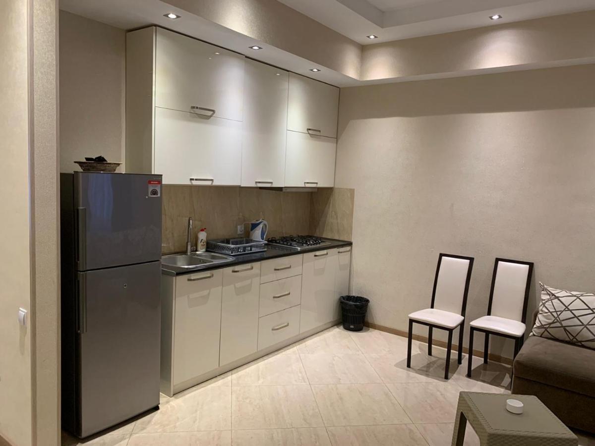 Apartment Three Bedroom In Saburtalo Tbilisi Exterior foto